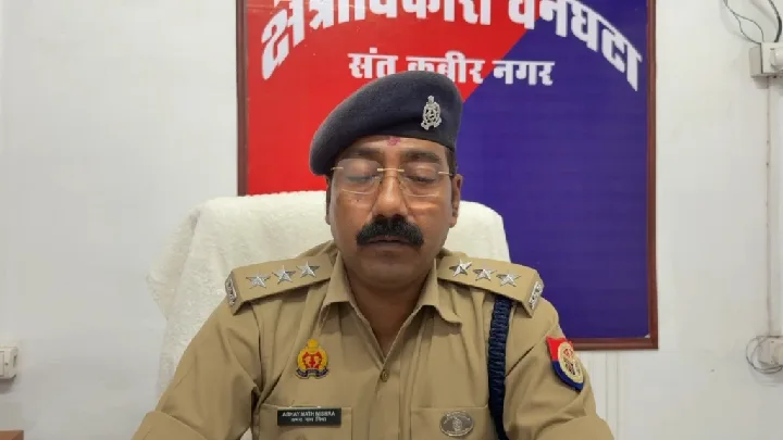 महुली पुलिस ने साइकिल पंप से हत्या के आरोपी को किया गिरफ्तार
