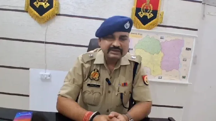 मेरठ में बड़ी कार्रवाई, किसान नेता पिटाई मामले में 8 पुलिसकर्मी लाइन हाजिर