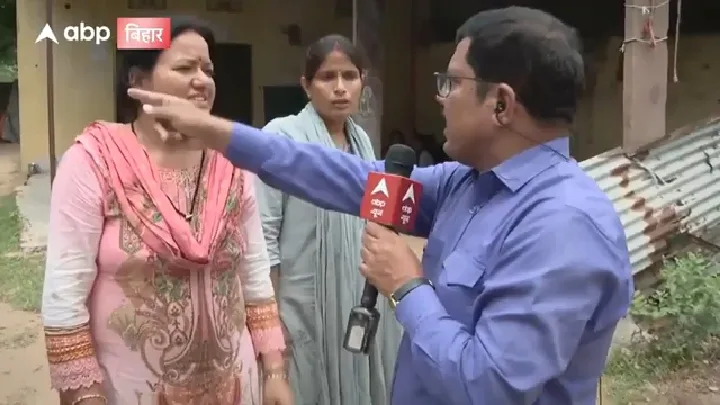 भैंस के तबेले में चल रहा सरकारी स्कूल, विवाद के बाद बच्चों को किया शिफ्ट