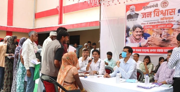 यातायात सुरक्षा पर बैठक, ब्लैक स्पॉट पर सुरक्षा उपाय सुनिश्चित करने के निर्देश