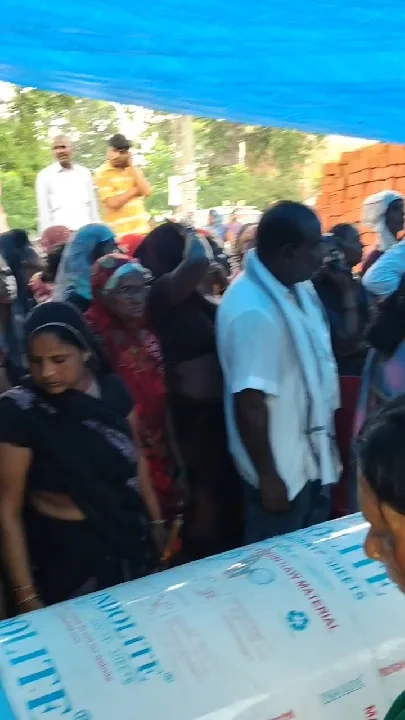 सड़क हादसे में घायल धर्मेंद्र की मौत, शव रखकर किया जाम