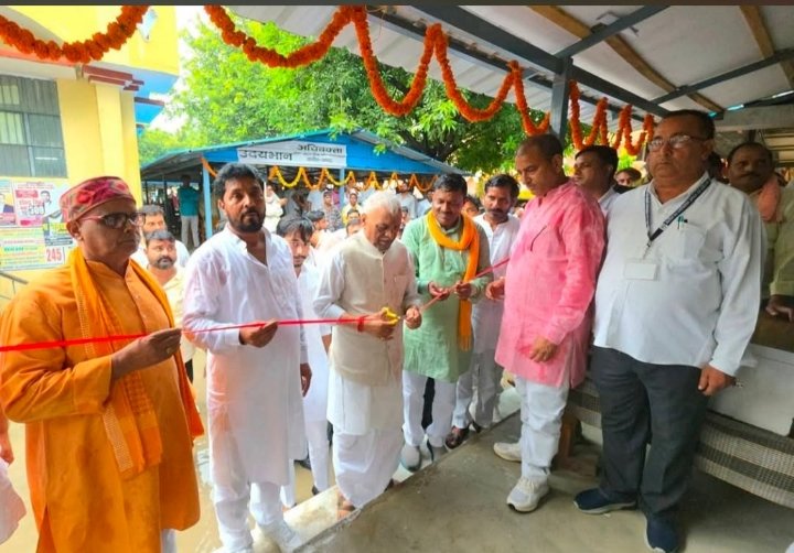 धनघटा में अधिवक्ताओं के लिए नए चैंबर का उद्घाटन, नील मणि की सराहना