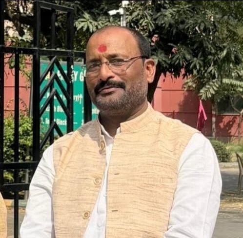 राकेश कुमार पाण्डेय बने महाराजगंज के नए जिलाध्यक्ष, बधाइयों का तांता
