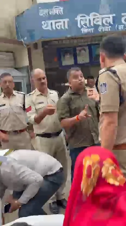रीवा पुलिस का वीडियो वायरल, व्यापारी के साथ बहस