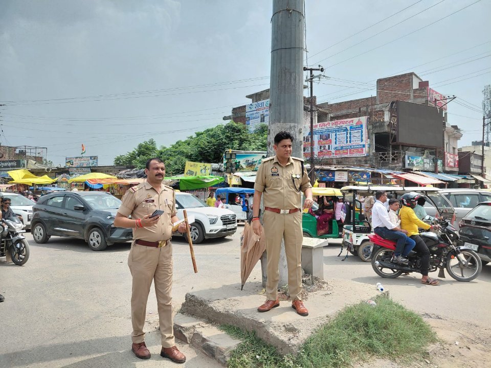 एसएसपी डॉ. कौस्तुभ ने नौसड़ में अवैध पार्किंग और अतिक्रमण पर कार्रवाई के आदेश दिए