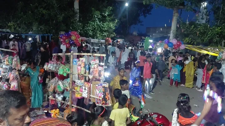 सावन पूर्णिमा पर दुल्हिनगंज पहाड़ पर ऐतिहासिक मेले का आयोजन