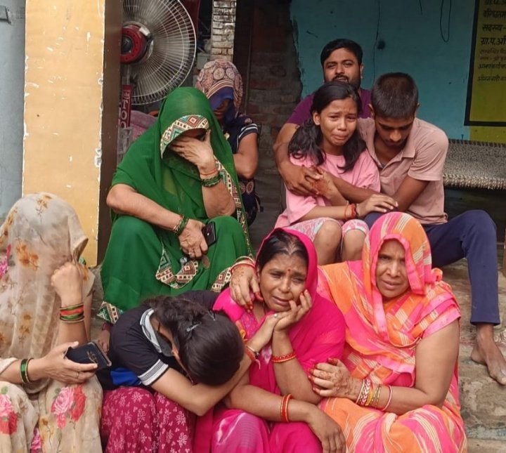 छात्र आयुष की मौत पर गांव में मातम, परिजनों का रो-रोकर बुरा हाल