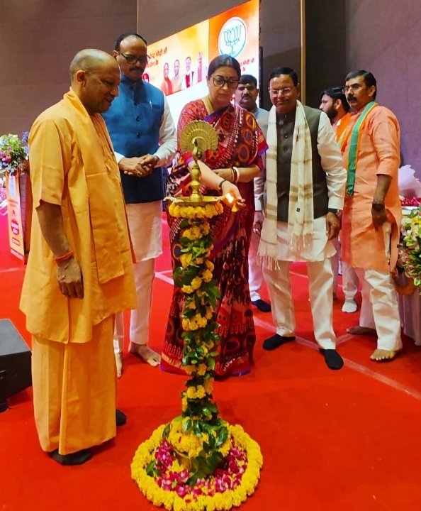 सेवा संकल्प अभियान में शामिल हुए शीर्ष नेता