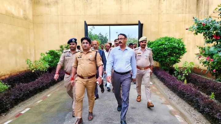 जिला कारागार का संयुक्त निरीक्षण, साफ-सफाई पर जोर