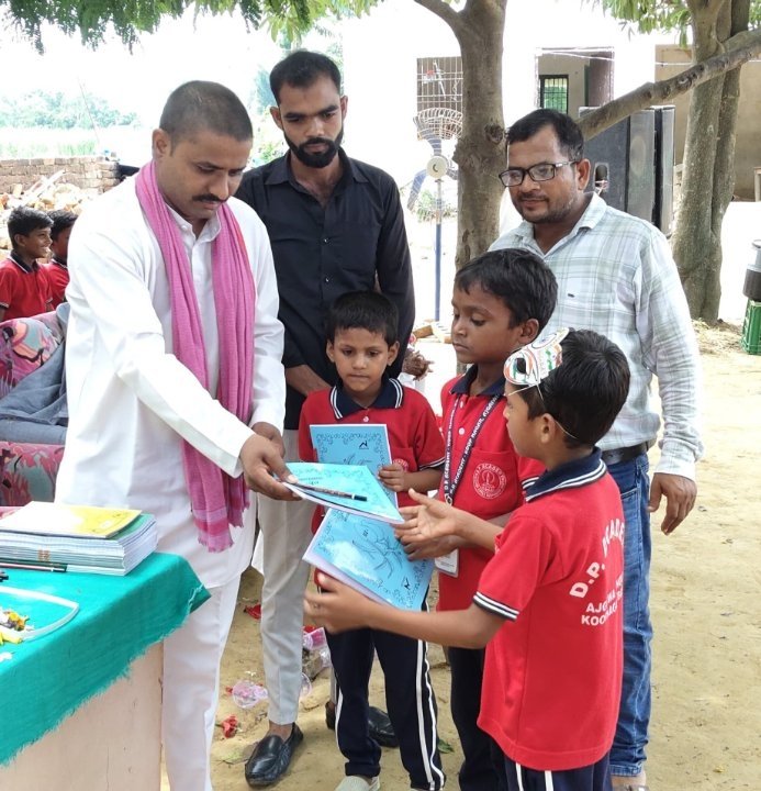 संकल्प चाहिए, साधन जुट जाएँगे #संघर्ष_जिंदाबाद