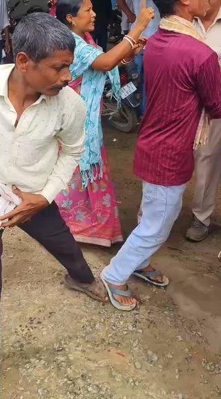 बीडीओ 75 हजार घूस लेते गिरफ्तार, पूर्व मुखिया जेल