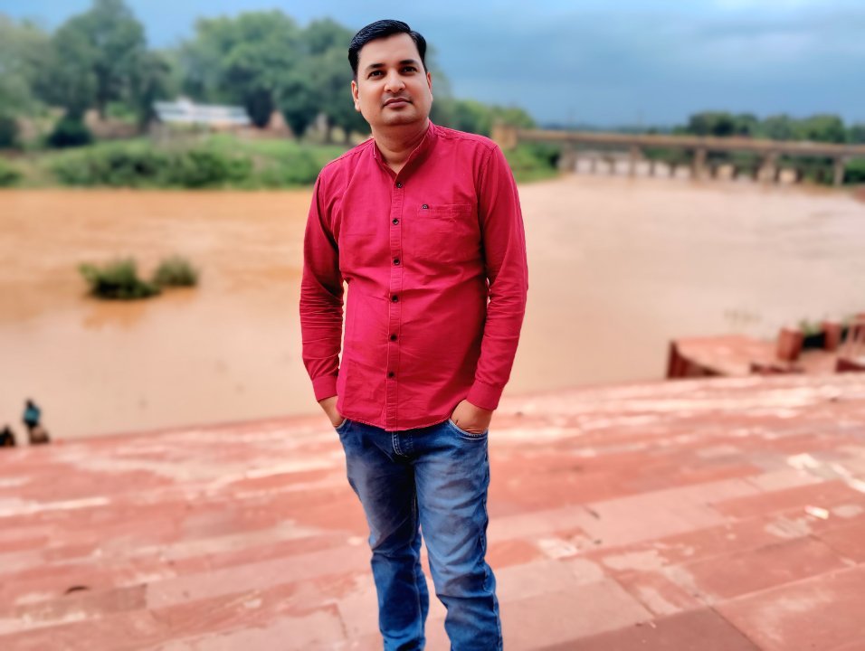 पत्रकार विनोद पांडेय