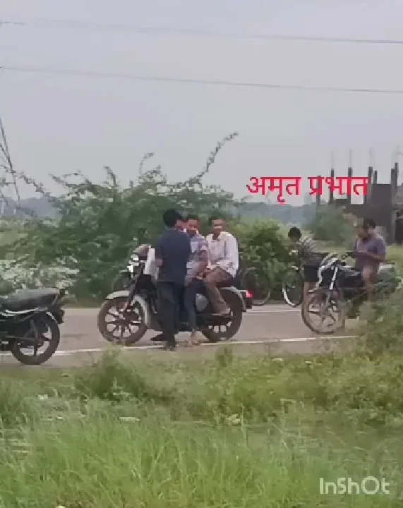 प्रयागराज में बाढ़ का खतरा, गंगा-यमुना के बढ़ते जलस्तर से ग्रामीणों की मुश्किलें
