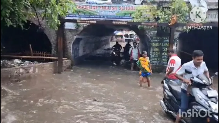 पटना में मूसलाधार बारिश ने खोली विकास की पोल