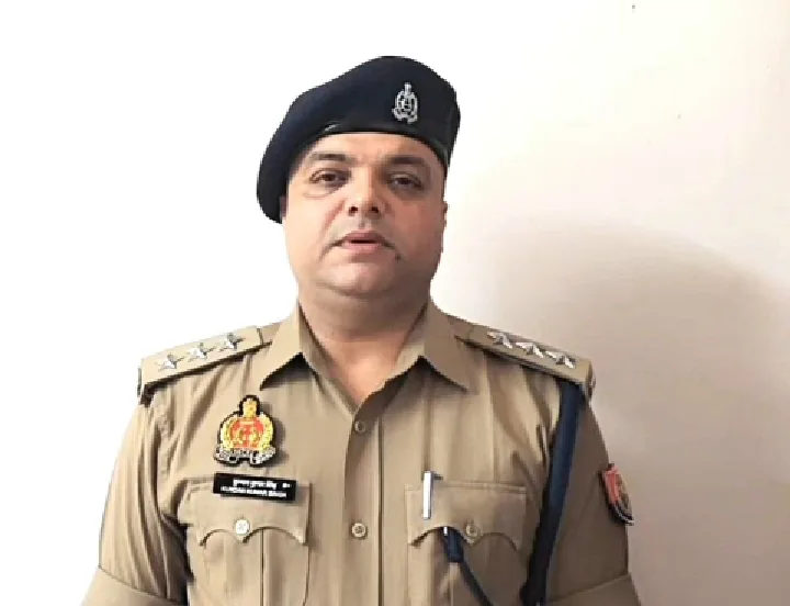 गोरखपुर में महिला की न्यूड लाश मिलने से सनसनी, रेप के बाद हत्या की आशंका