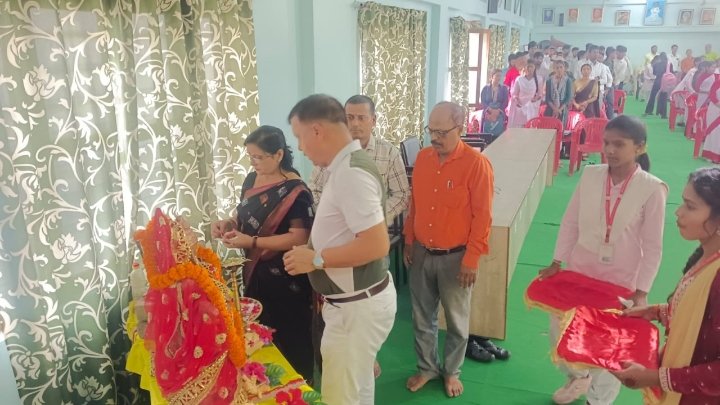 शिक्षक समाज निर्माण में महत्वपूर्ण: डॉ. रागिनी राय