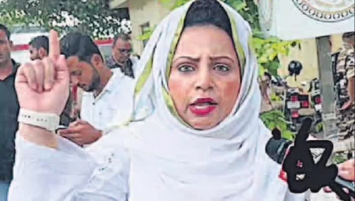 सहारनपुर में गिरफ्तार हुईं हुदा जरीवाला, सीएम पर की थी टिप्पणी