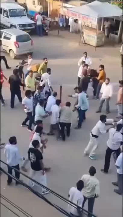 शाहपुरा वार्ड 32 पोलिंग बूथ पर हंगामा, कांग्रेस प्रत्याशी पर हमला