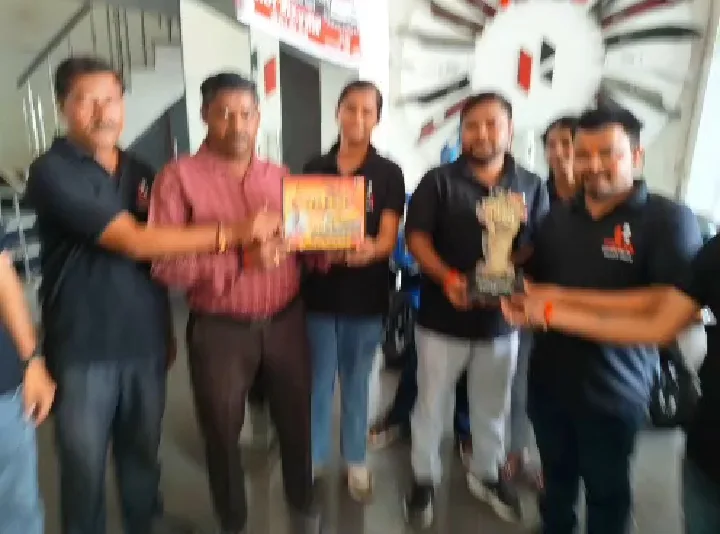 शशांक अग्रवाल को मिला ‘वर्चस्व’ पुरस्कार