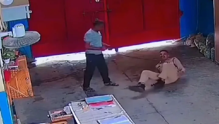 जेल में कैदी ने प्रहरी पर किया हमला, फिर हुआ कुछ ऐसा