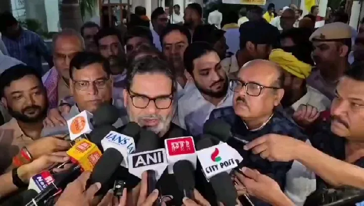 प्रशांत किशोर का दावा-अमित शाह चला रहे हैं जनता दल