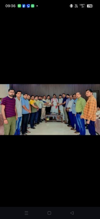मुख्यमंत्री को सौंपा ज्ञापन, न्यायालय कर्मचारियों की मांगें अधर में