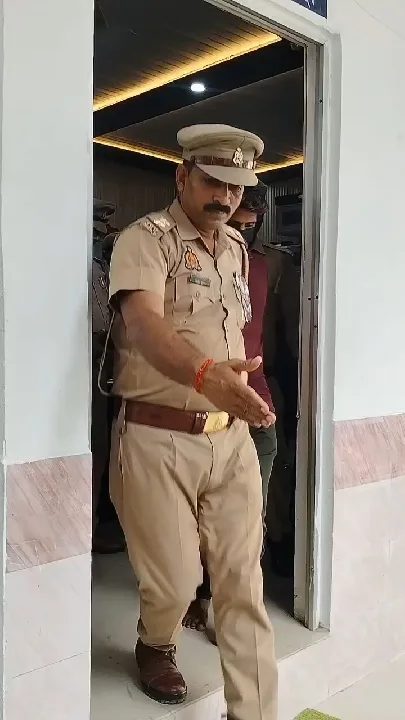 पुलिस ने 1100 ग्राम गांजा के साथ तस्कर को किया गिरफ्तार