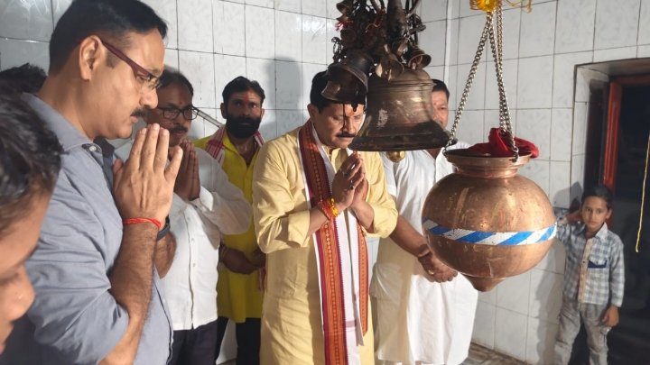 सेवा संकल्प अभियान का भव्य शुभारंभ, प्रधानमंत्री को दी 1000 से अधिक दीपकों की अर्पण