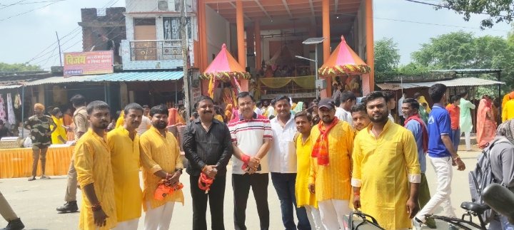खाटूश्यामजी मंदिर में उमड़ा भक्तों का सैलाब, हजारों ने किया पूजन-अर्चन