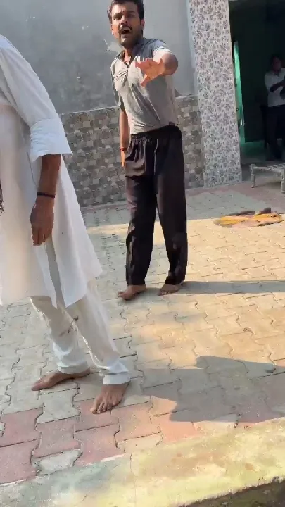 खेत में तारकशी कर रहे लोगों पर दबंगों का हमला, गंभीर चोटें