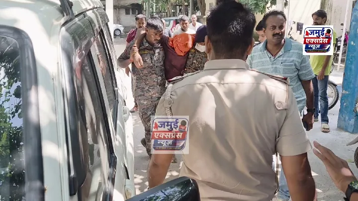 जमुई: छात्रा से बदसलूकी करने वाले आरोपी अस्पताल पहुंचे