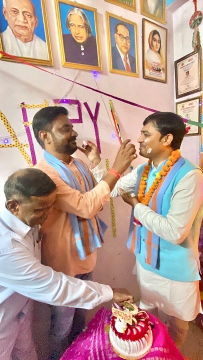 माननीय राष्ट्रीय अध्यक्ष का जन्मदिन समारोह हर्षोल्लास से मनाया गया