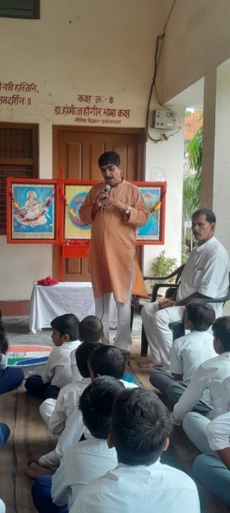 सहजनवां में वंदे मातरम् के 150 साल पूरे, सामूहिक गायन से दी श्रद्धांजलि